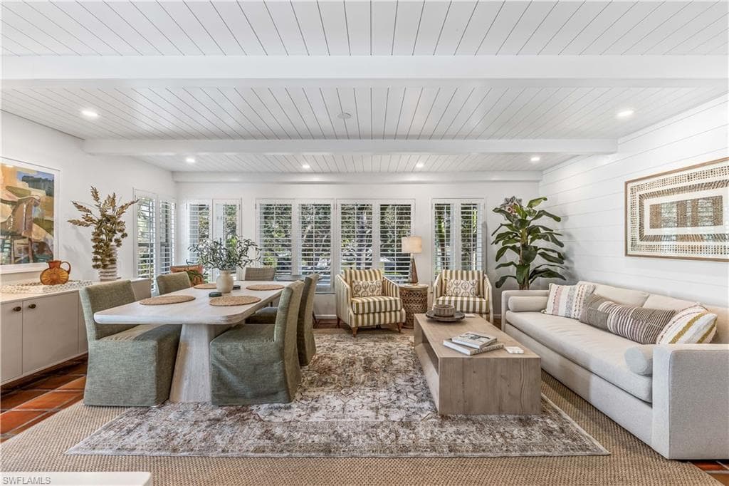 282 4th ST S NAPLES, FL 34102