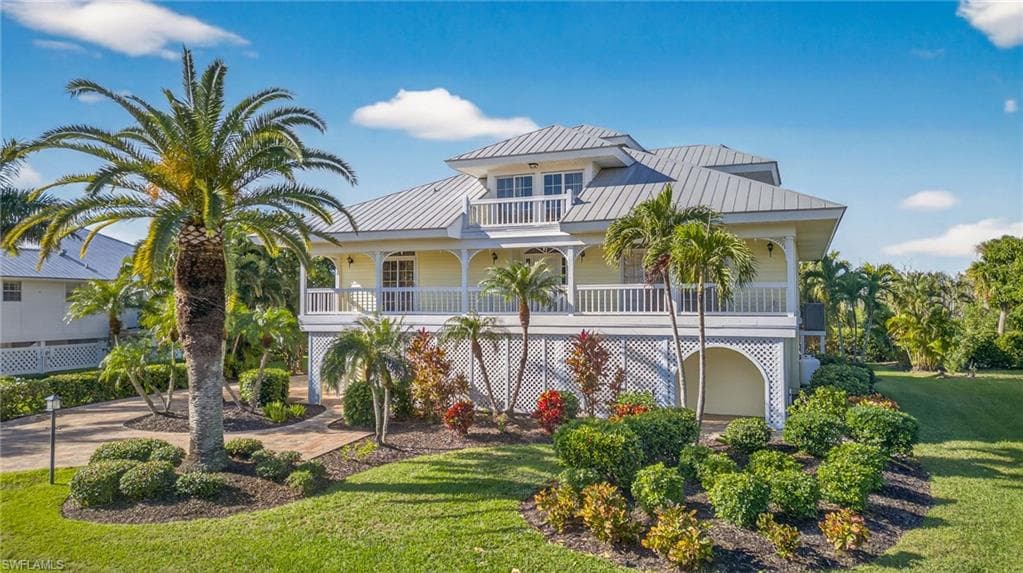 1422 Sanderling CIR SANIBEL, FL 33957