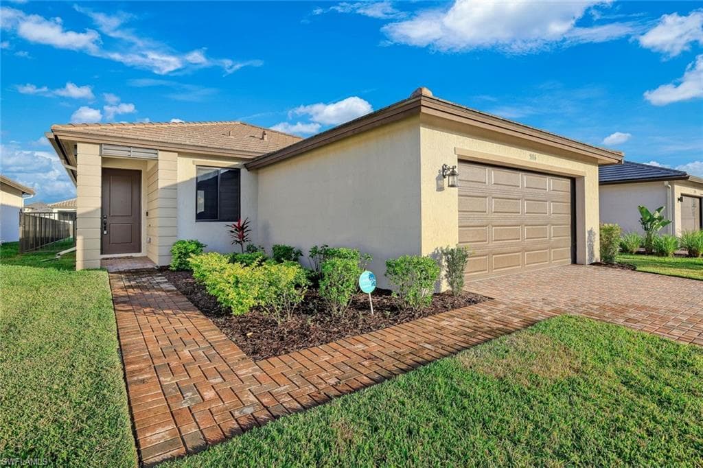 5116 Isidora LN IMMOKALEE, FL 34142