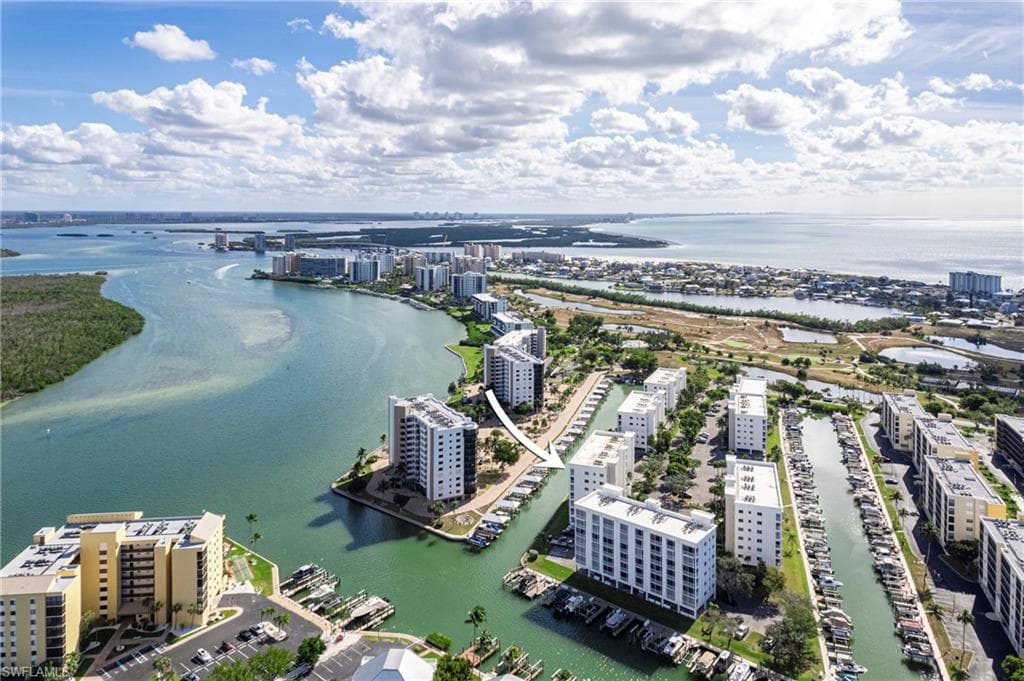 4331 Bay Beach LN 651 FORT MYERS BEACH, FL 33931