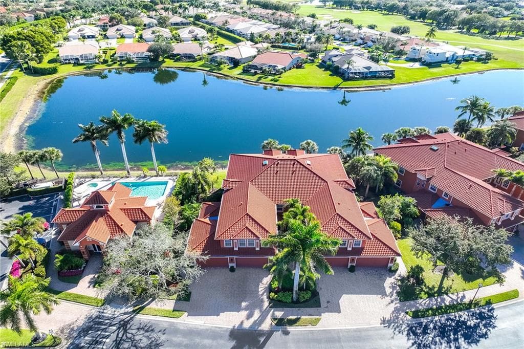 6446 Legacy CIR 104 NAPLES, FL 34113