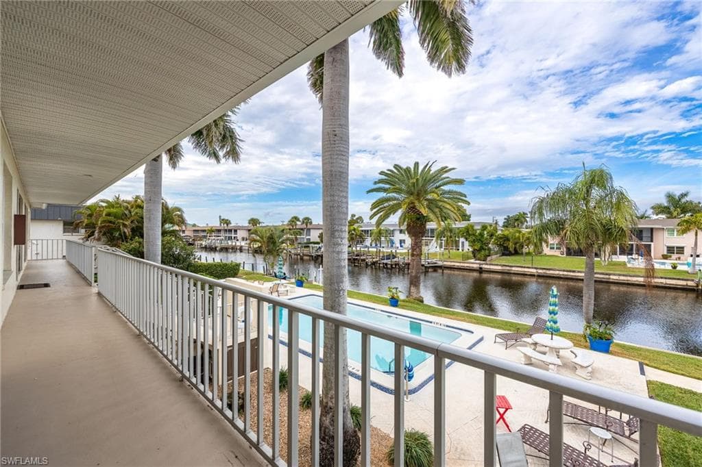 843 SE 46th LN 6 CAPE CORAL, FL 33904