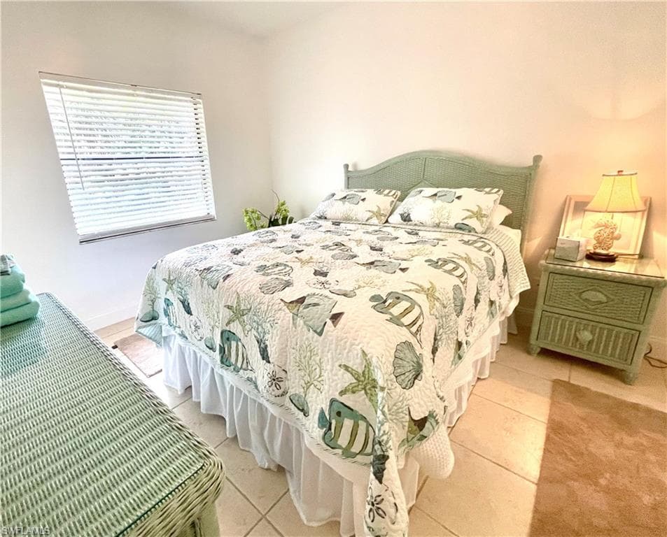3323 olympic drive DR 714 NAPLES, FL 34105