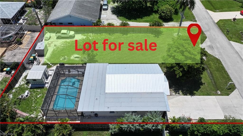 736 104th AVE N NAPLES, FL 34108