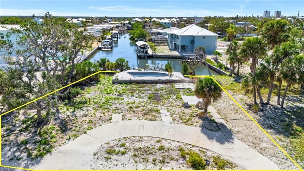 180 Donora BLVD FORT MYERS BEACH, FL 33931