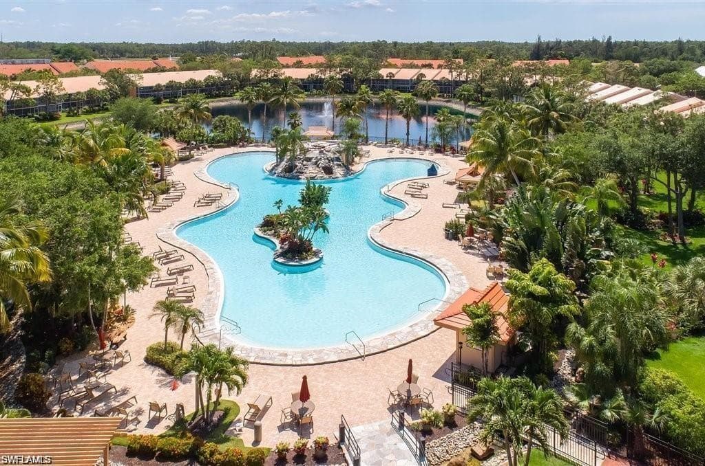 1700 Windy Pines DR 1701 NAPLES, FL 34112