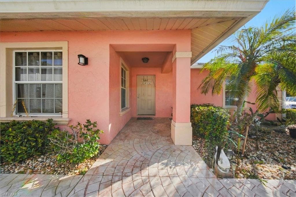 4438 Pine Lake RD BONITA SPRINGS, FL 34134
