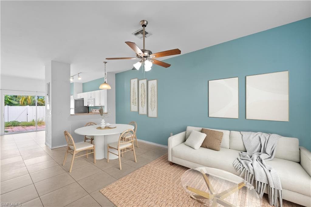 3646 Pine Oak CIR 105 FORT MYERS, FL 33916