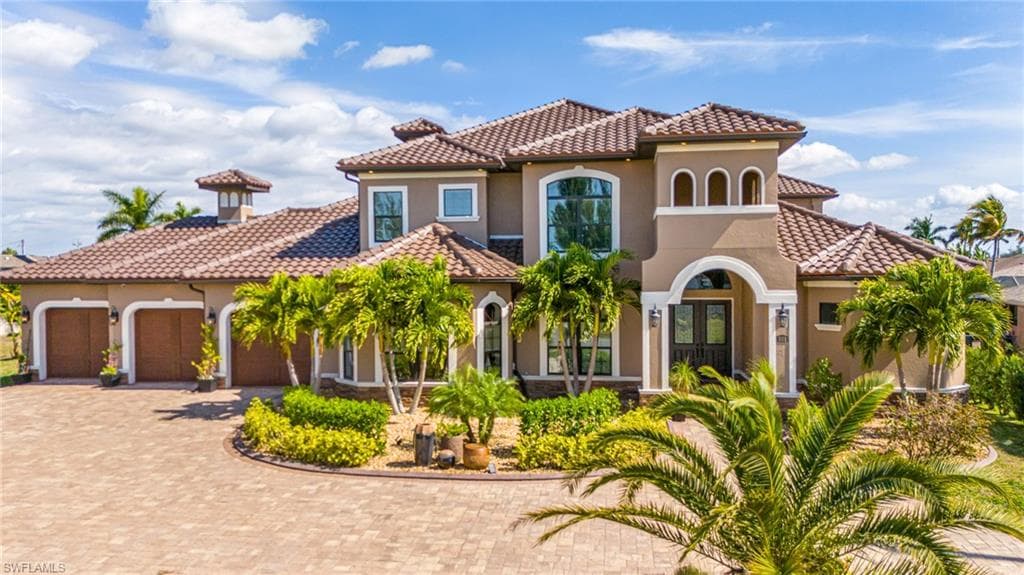 101 SW 39th PL CAPE CORAL, FL 33991