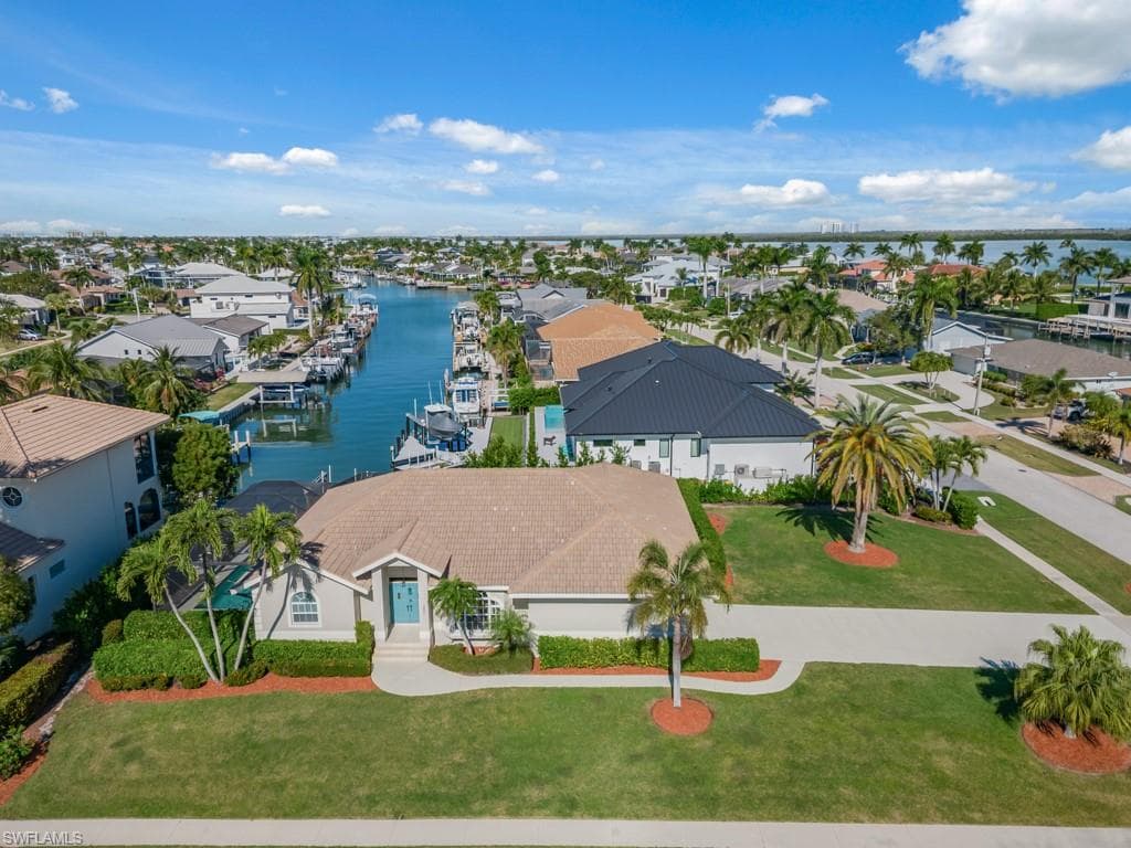 200 Windbrook CT MARCO ISLAND, FL 34145
