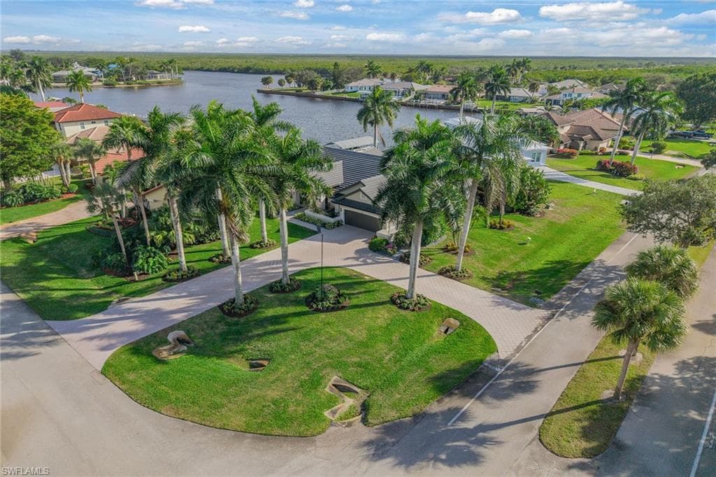 123 Newport DR NAPLES, FL 34114