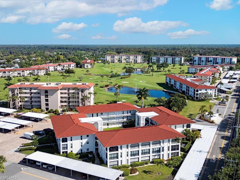 53 High Point CIR W 101 NAPLES, FL 34103