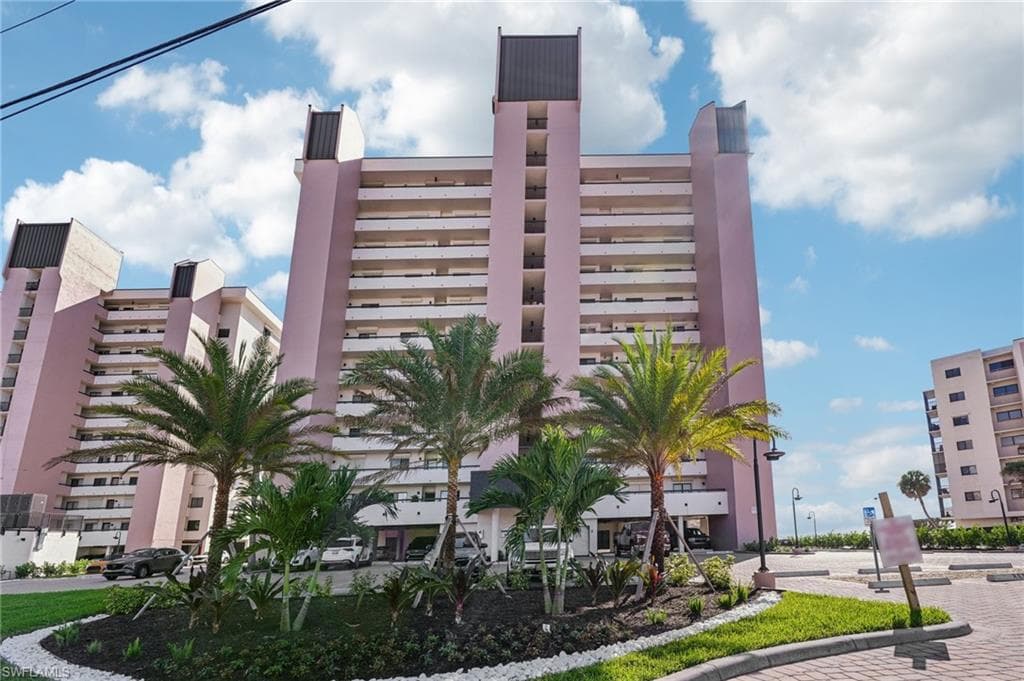 8400 Estero BLVD 604 FORT MYERS BEACH, FL 33931