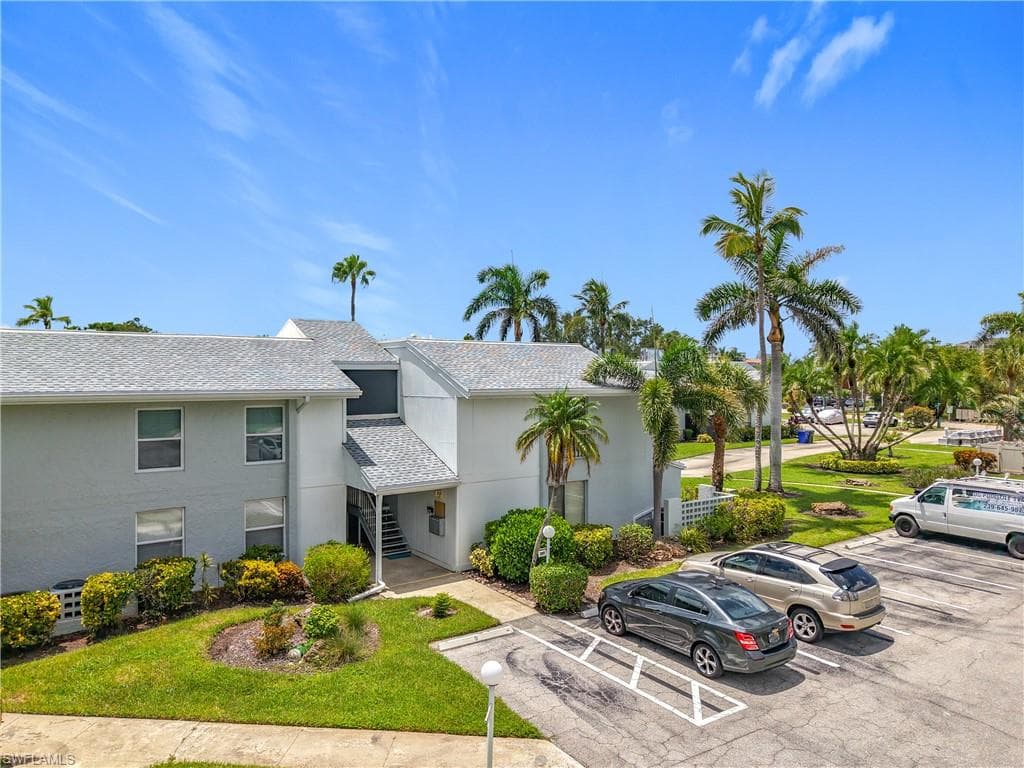 7077 Quail Run CT E 16 FORT MYERS, FL 33908