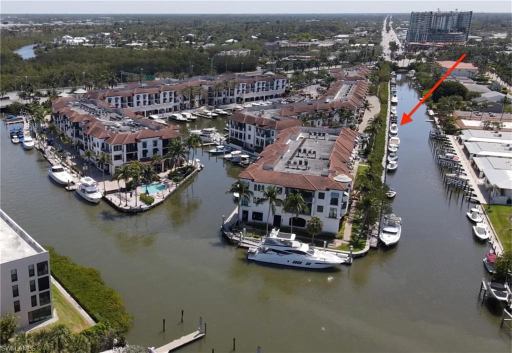 1500 5th AVE S NAPLES, FL 34102