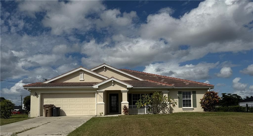 3805 NW 41st LN CAPE CORAL, FL 33993