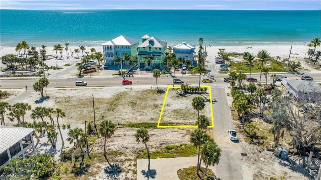 96 Hercules DR FORT MYERS BEACH, FL 33931