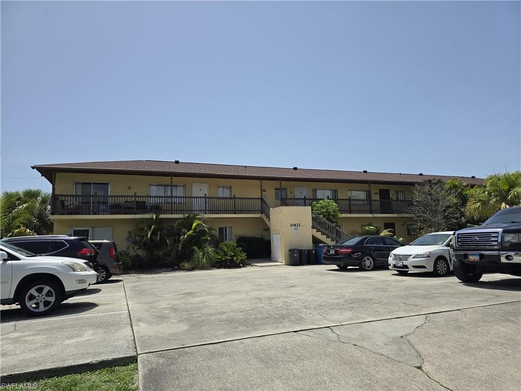 10632 Woods CIR 1 BONITA SPRINGS, FL 34135