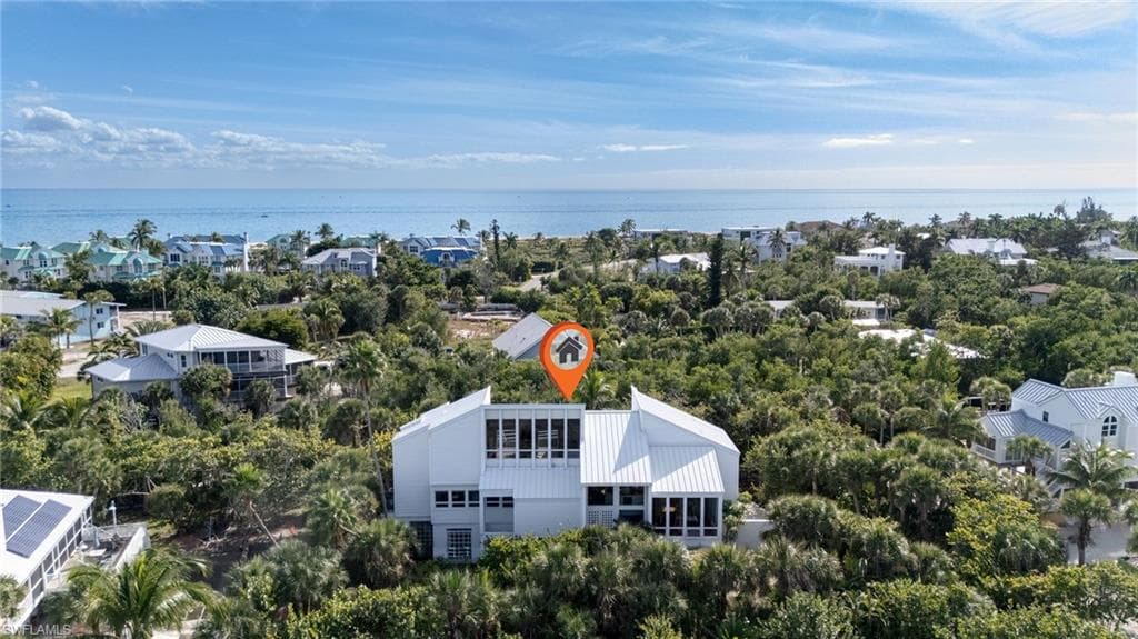 479 Lagoon DR SANIBEL, FL 33957