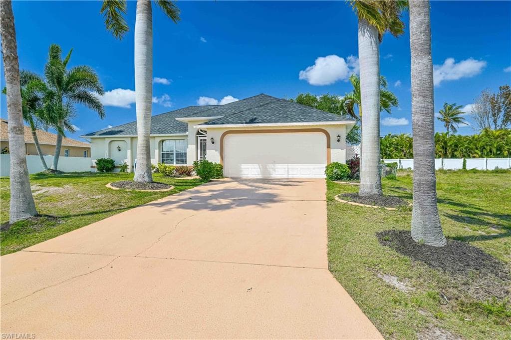 1214 14th PL CAPE CORAL, FL 33909