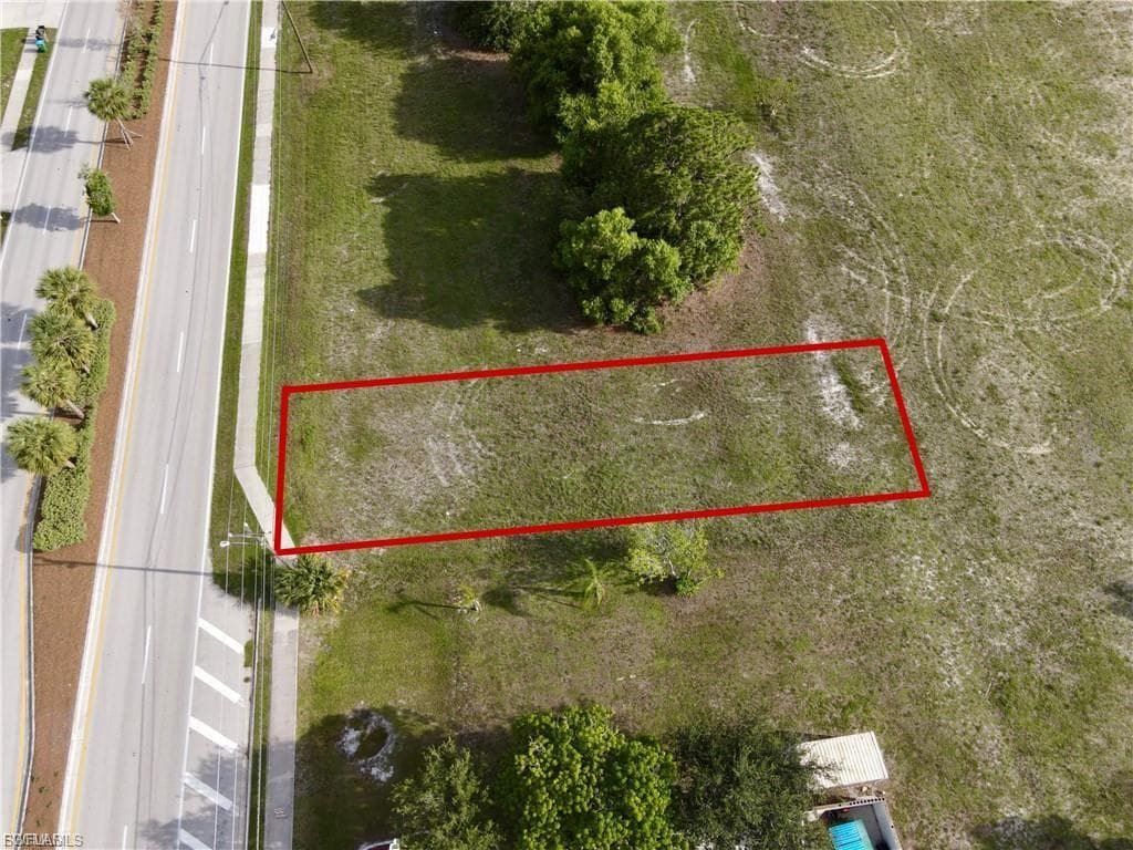 3712 Skyline BLVD CAPE CORAL, FL 33914