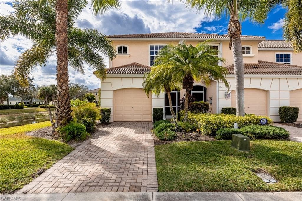 1338 Weeping Willow CT CAPE CORAL, FL 33909