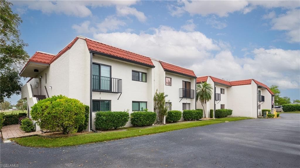 4728 Orange Grove BLVD 11 NORTH FORT MYERS, FL 33903