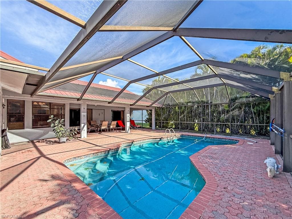 2304 SW 50th LN CAPE CORAL, FL 33914