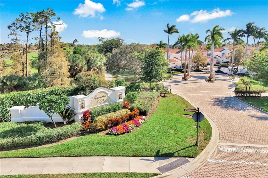 9002 Cascada WAY 102 NAPLES, FL 34114