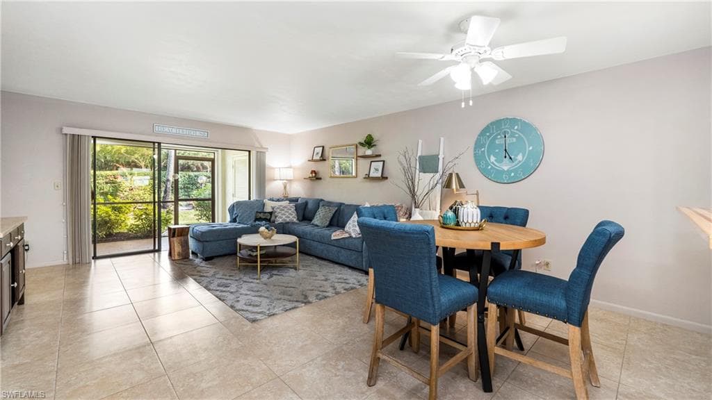 2904 Kings Lake BLVD 2904 NAPLES, FL 34112