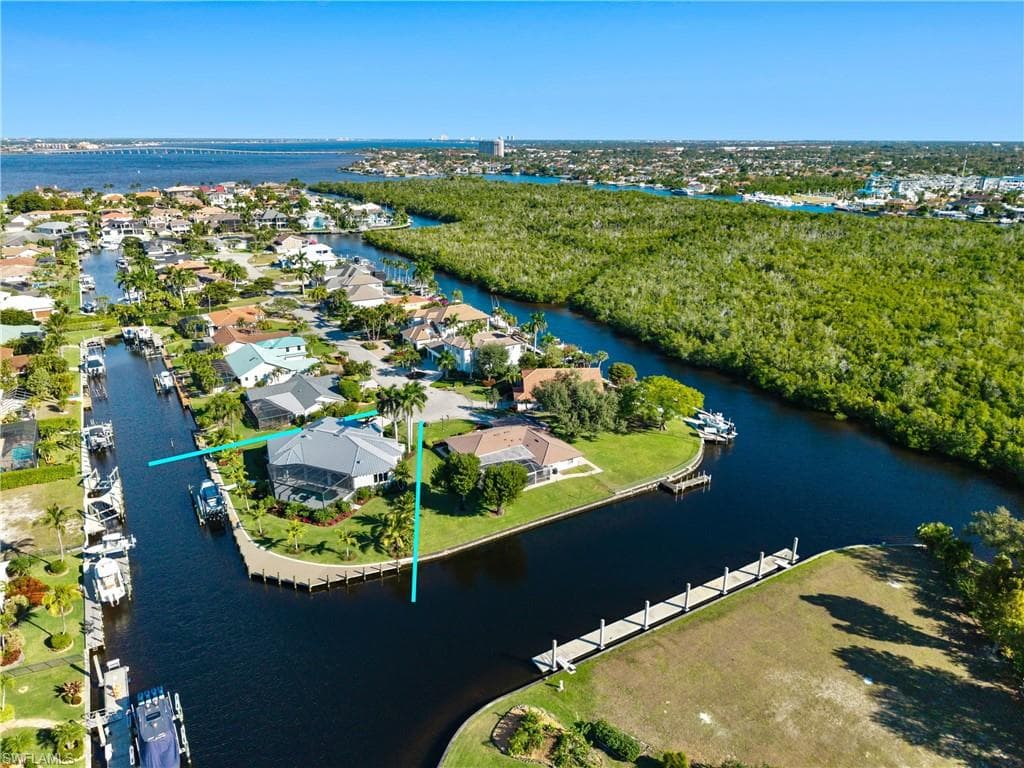 6707 Daniel CT FORT MYERS, FL 33908