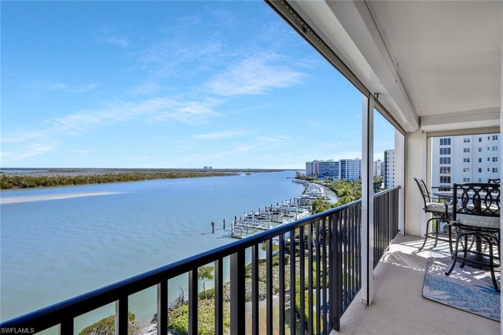 4203 Bay Beach LN 7H FORT MYERS BEACH, FL 33931