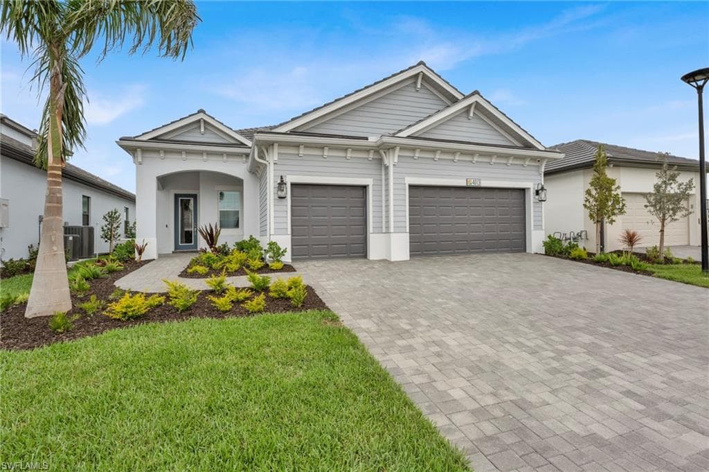 4013 Perseus ST NAPLES, FL 34120