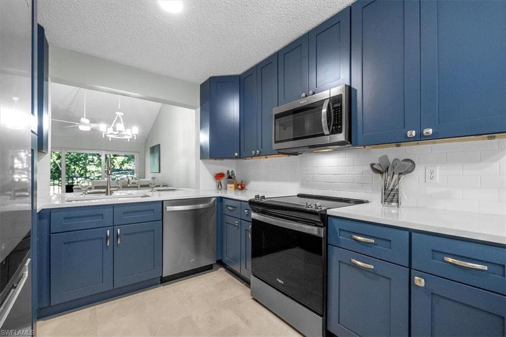 280 Timber Lake CIR H201 NAPLES, FL 34104