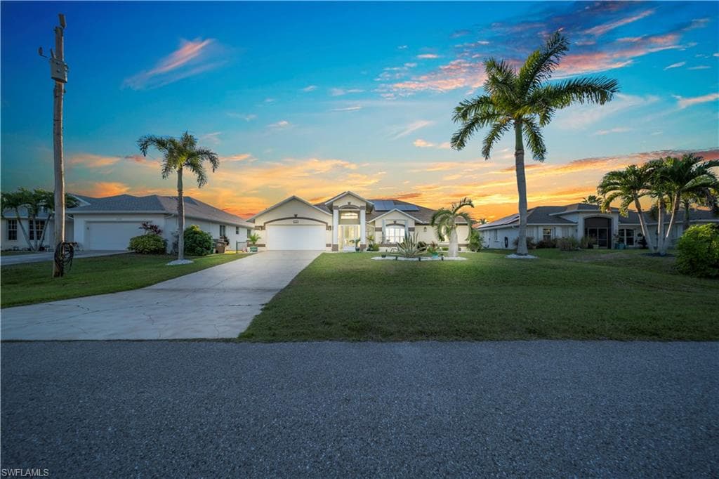 2566 SW 27th AVE CAPE CORAL, FL 33914