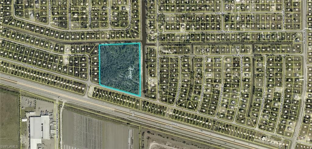 2819 Meadow RD LEHIGH ACRES, FL 33974