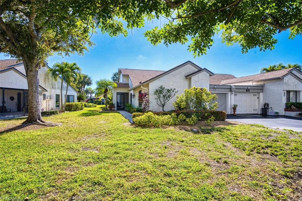 1763 Augusta DR FORT MYERS, FL 33907