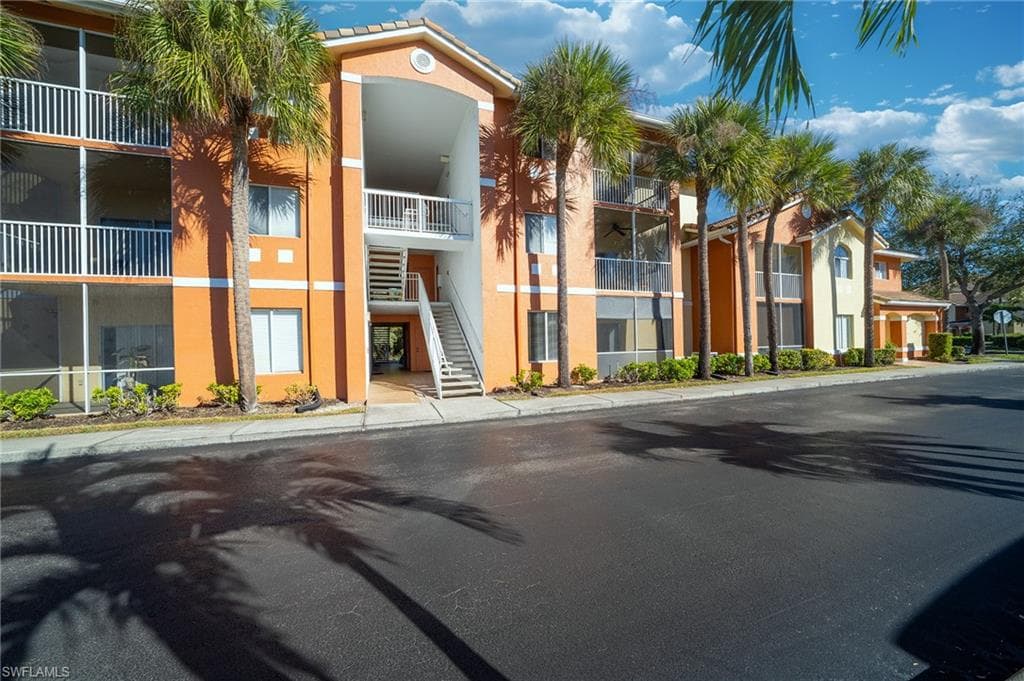 6361 Aragon WAY 106 FORT MYERS, FL 33966