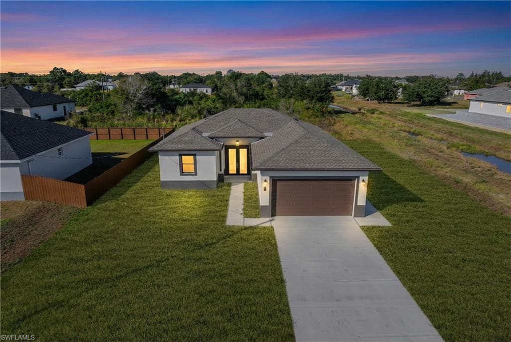 4700 DORA AVE S LEHIGH ACRES, FL 33974