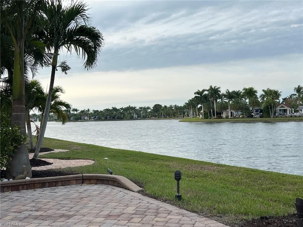 4445 Southern Breeze DR NAPLES, FL 34114