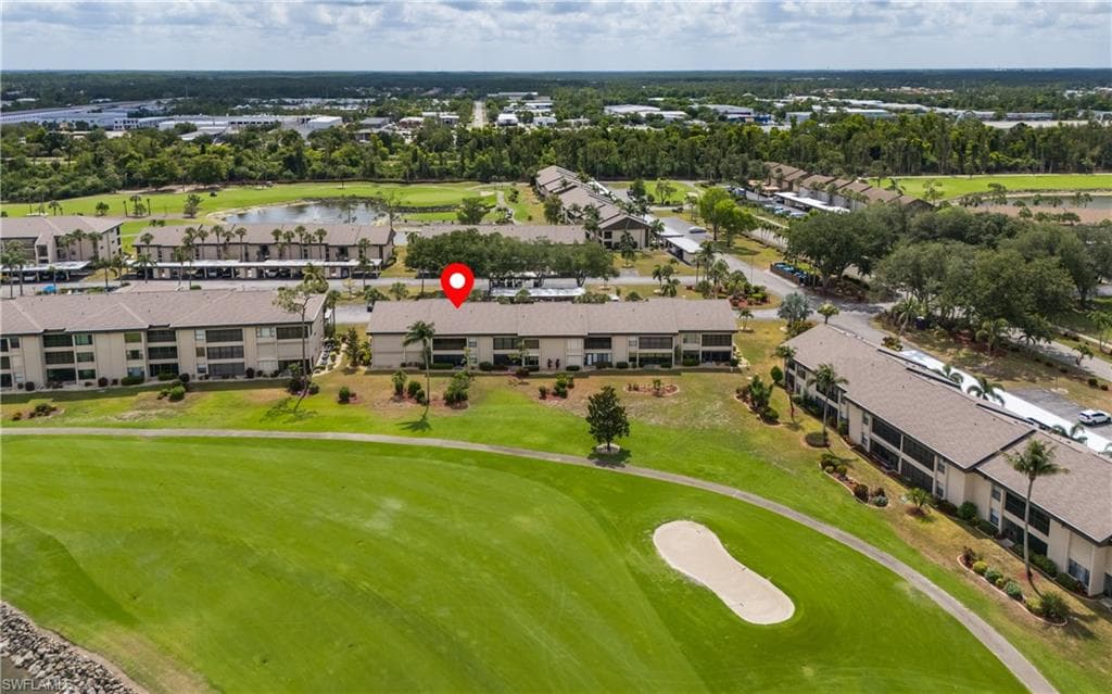 5825 Trailwinds DR 425 FORT MYERS, FL 33907