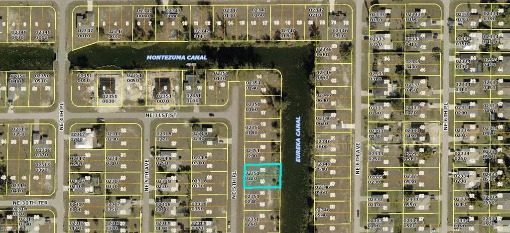 3019 5th PL CAPE CORAL, FL 33909