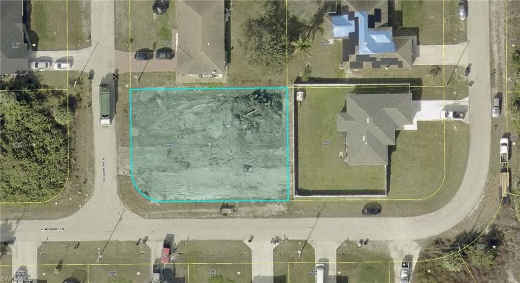 533 Kilgour AVE LEHIGH ACRES, FL 33974