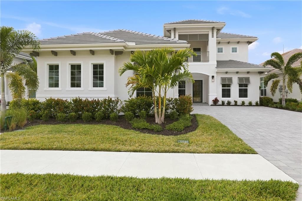 9661 Moonflower LN NAPLES, FL 34114