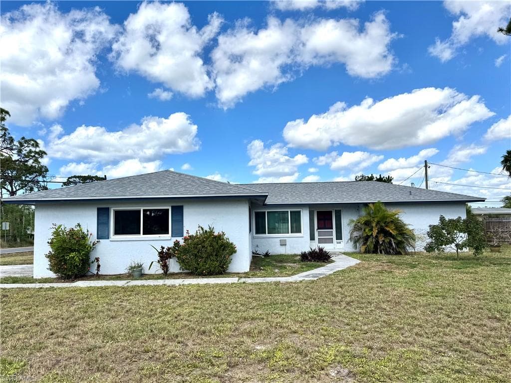 1048 Porpoise RD VENICE, FL 34293