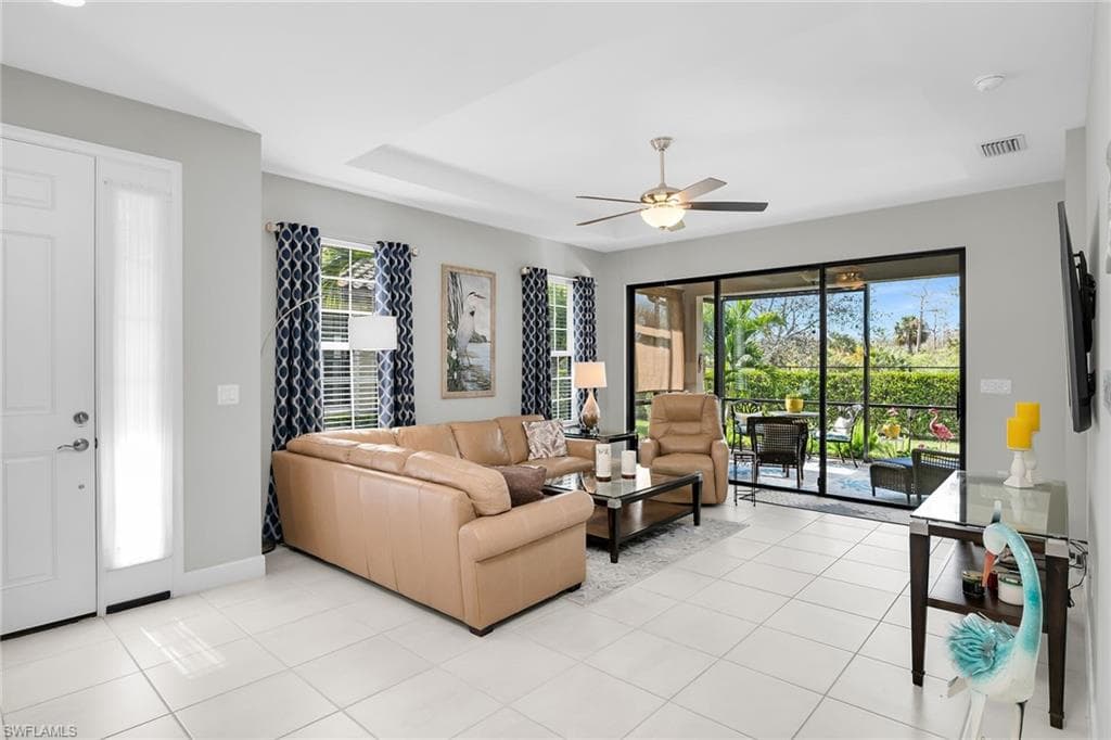 8111 Calle Canovas ST NAPLES, FL 34114