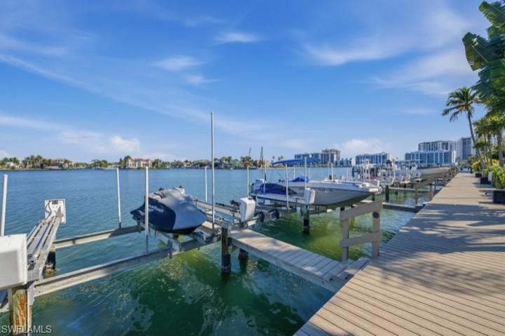 9566 Gulf Shore DR 201 NAPLES, FL 34108
