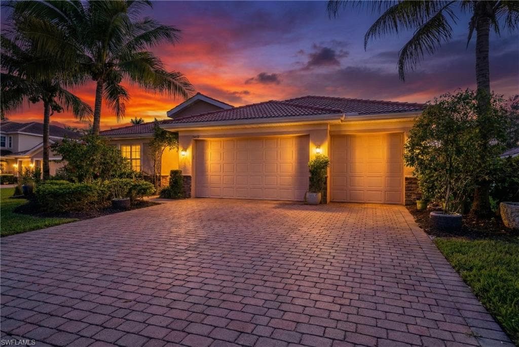 13450 Seaside Harbour DR NORTH FORT MYERS, FL 33903