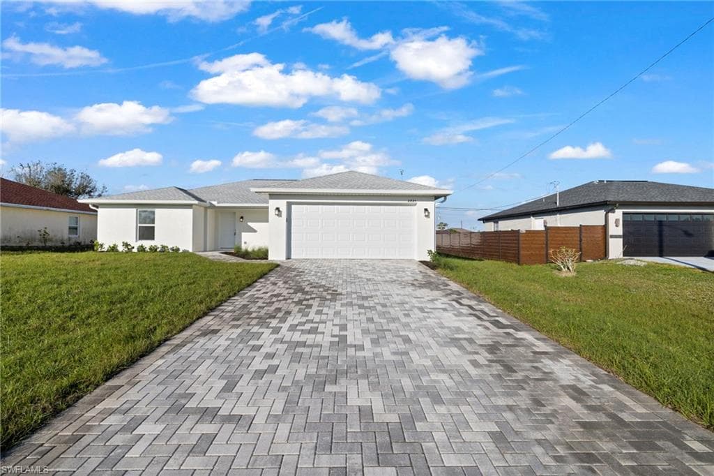 2824 NE 2nd AVE CAPE CORAL, FL 33909