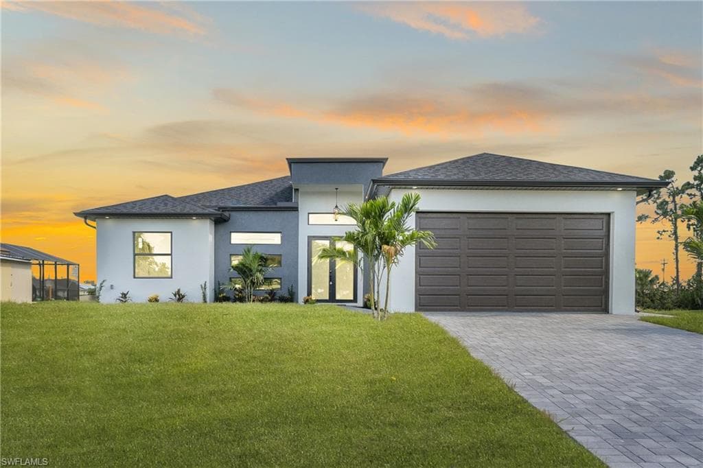 2318 30th TER CAPE CORAL, FL 33993